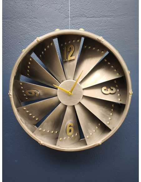 Horloge aviation façon turbine