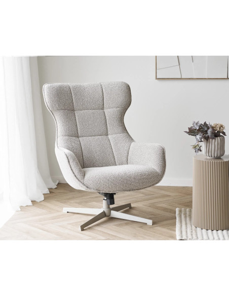 Fauteuil pivotant Turin en tissu beige naturel en ambiance salon