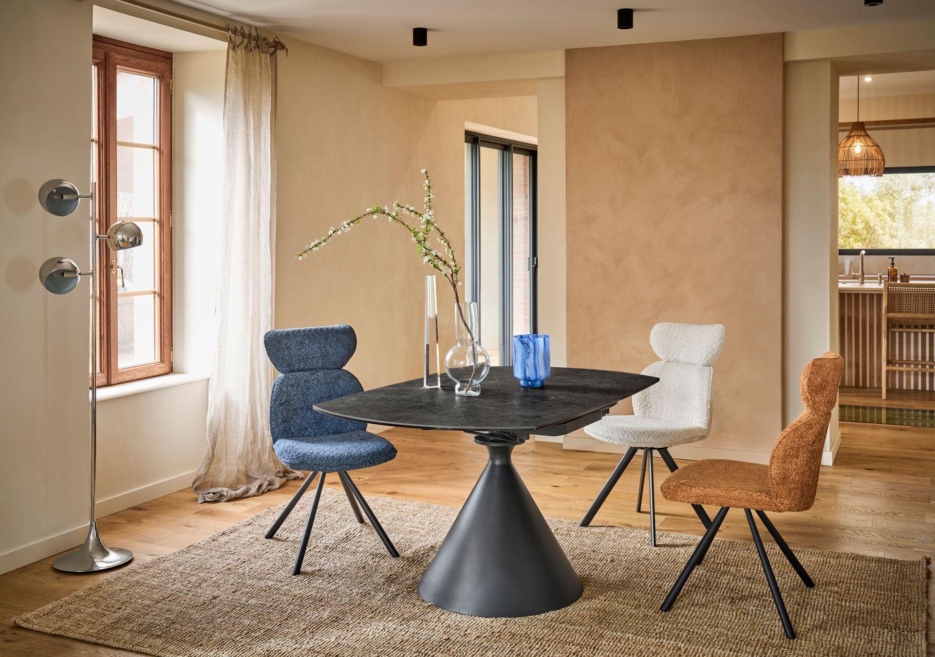 Table extensible en céramique : idéale pour recevoir à La Baule